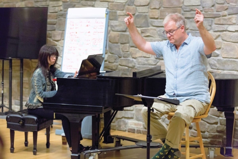 For Voices Chorale, New Voice, New Director