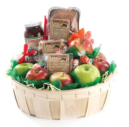 Holiday Shopping at Terhune Orchards