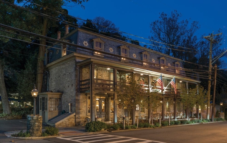 A Landmark and a Legend, the Stockton Inn Is for Sale