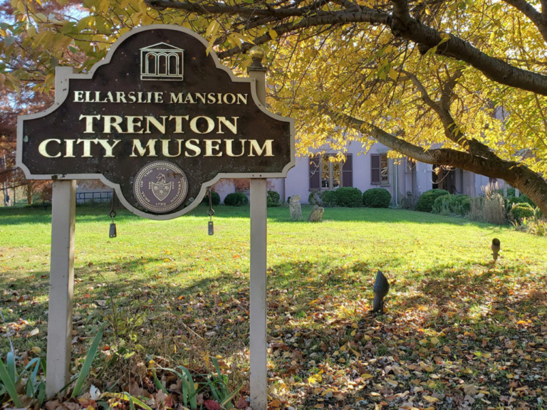Call for Photography at Ellarslie