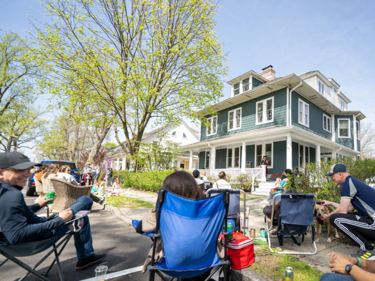 Opportunities: Performers, Playwrights, Porches and More