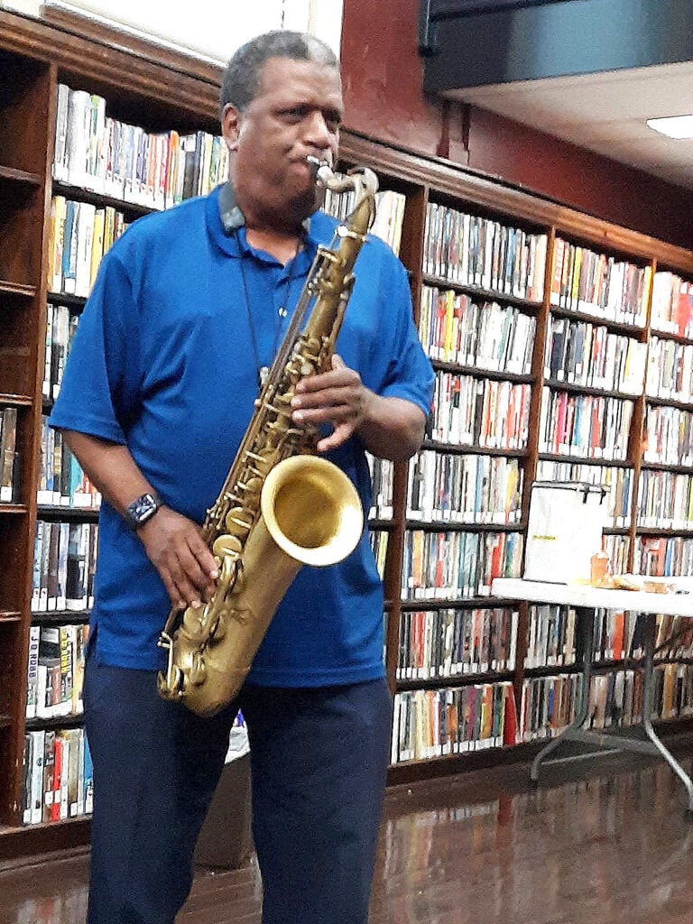 James Stewart Jazzes up the Candlelight Lounge