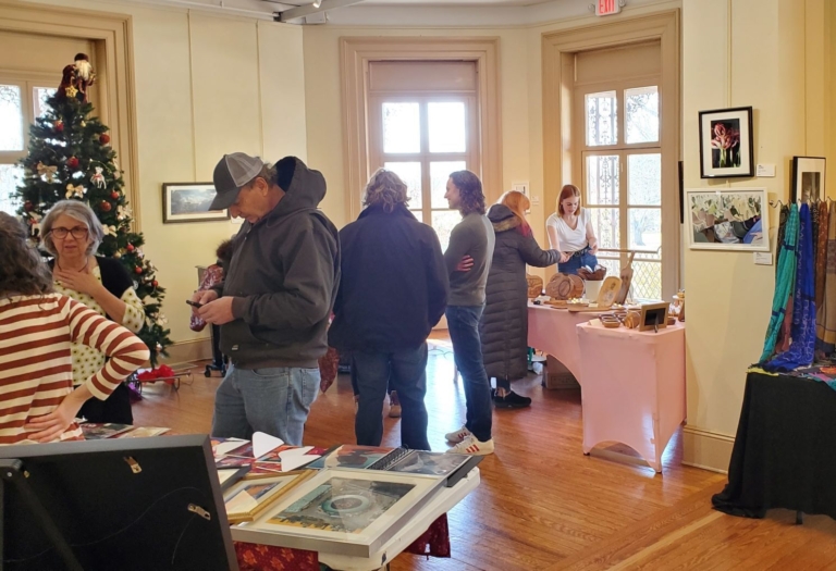 This Holiday Season, Shop Locally — And Creatively